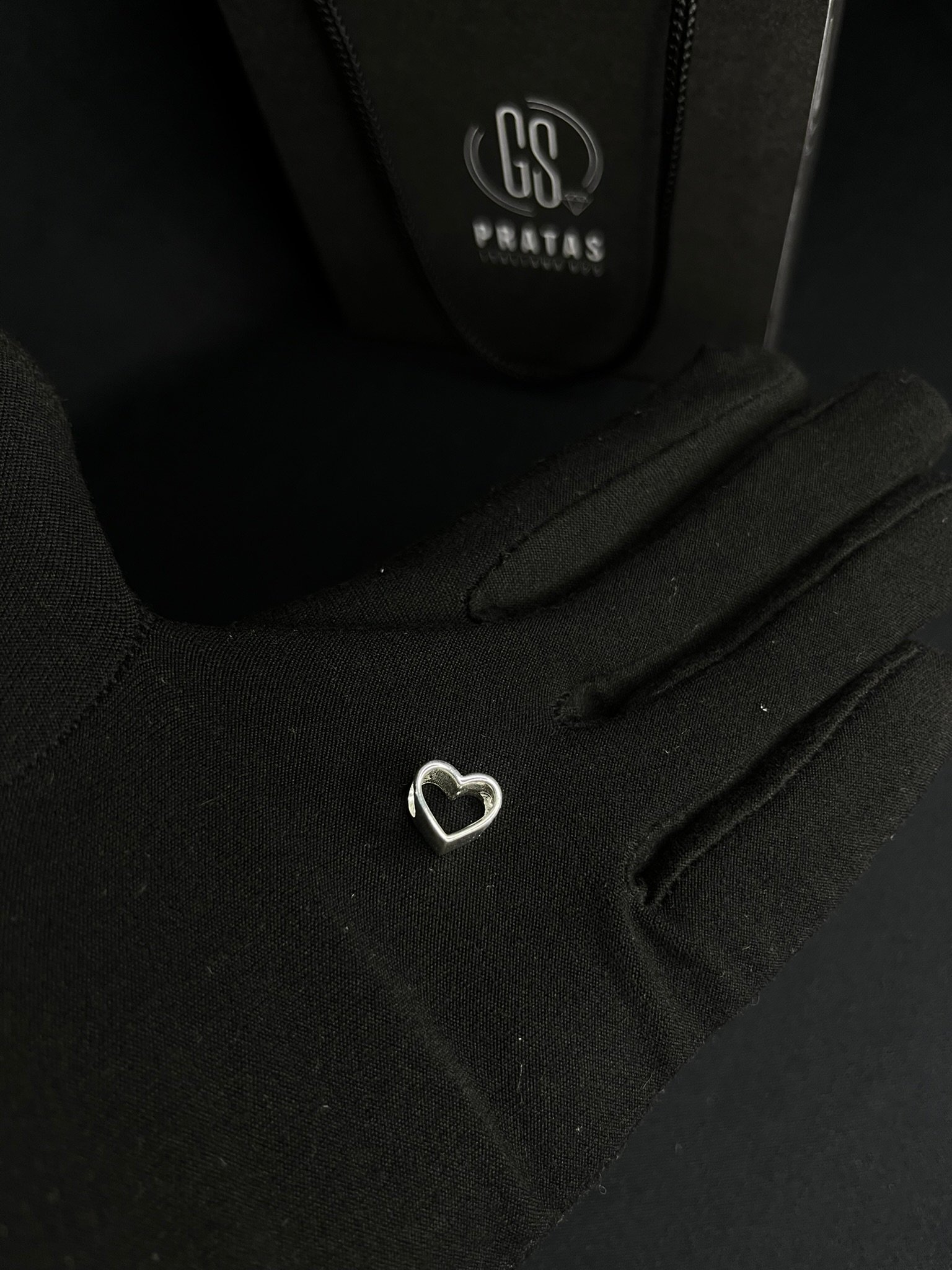 Berloque Coração Vazado - Imagem 3