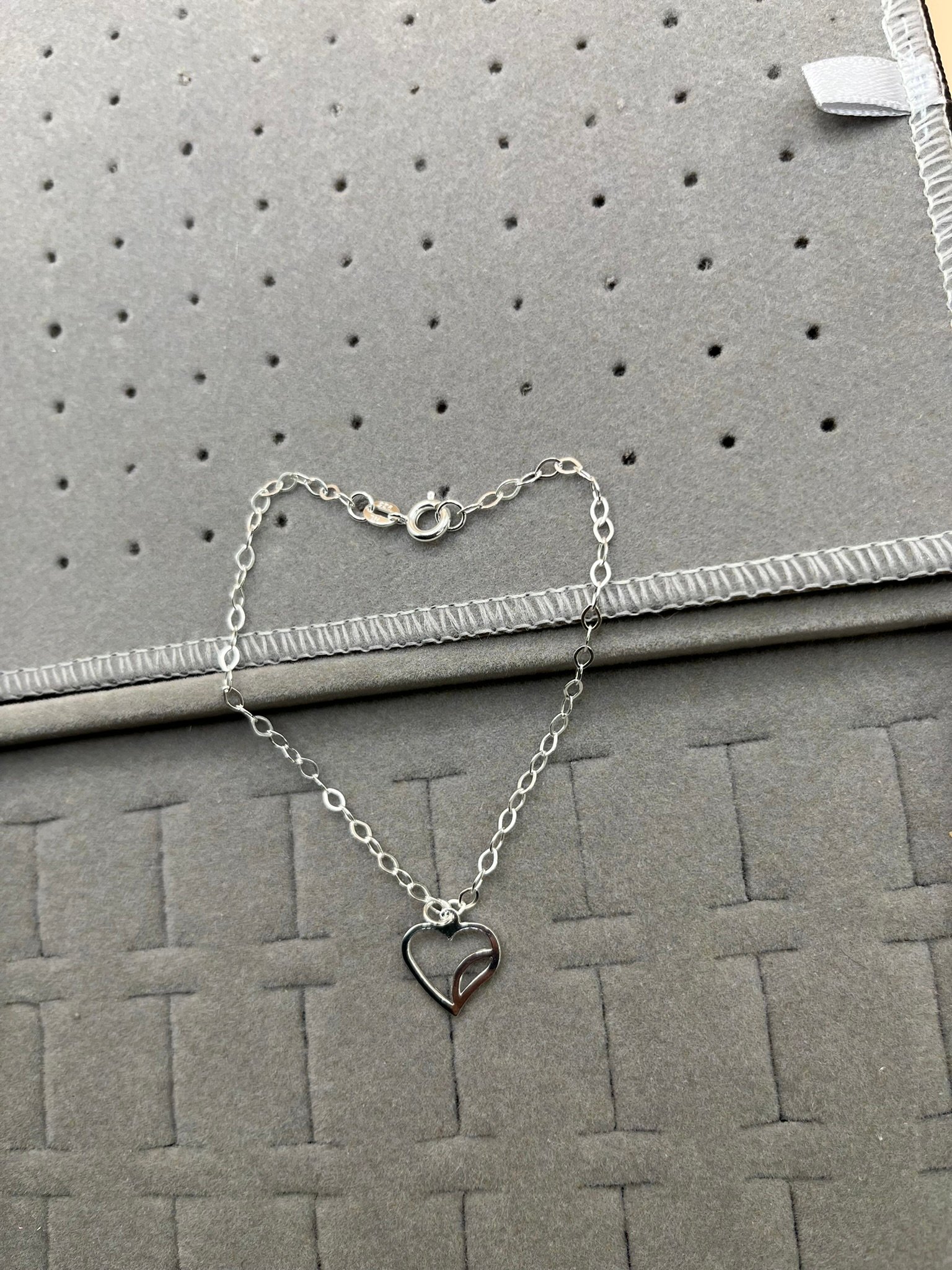 Pulseira Coração Vazado Prata - Imagem 3